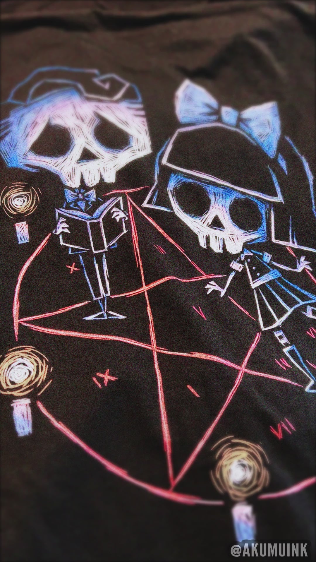 Das Spielplatz-Sweatshirt des Teufels 